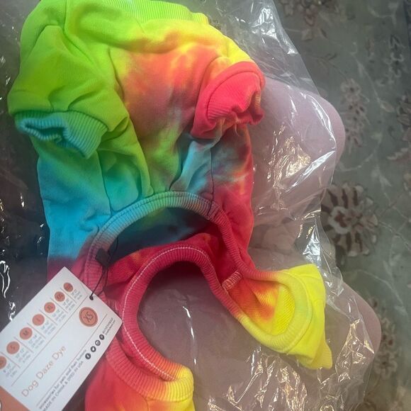 Medium NWT Love Thy Beast Tie Dye Rainbow Pet Dog Clothes pine piece - Picture 8 of 10